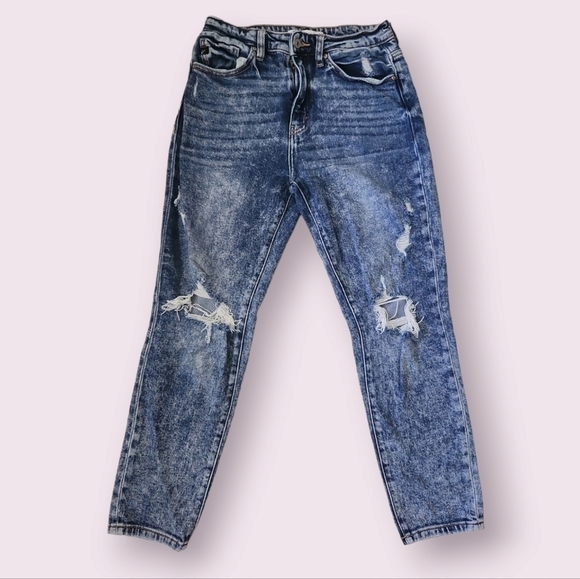 Kancan | EUC High Rise Mom Fit Acid Wash Distressed Jeans Size 5 / 26 - Picture 4 of 10